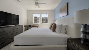 Desk, iron/ironing board, WiFi, bed sheets - Landing | Spectacular 2BD, Gym, Clubhouse (Austin)
