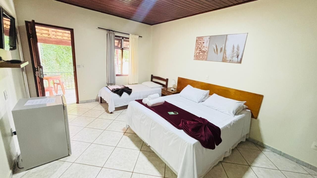 Chalet Classic, vista giardino | Una scrivania, postazione laptop, Wi-Fi gratuito