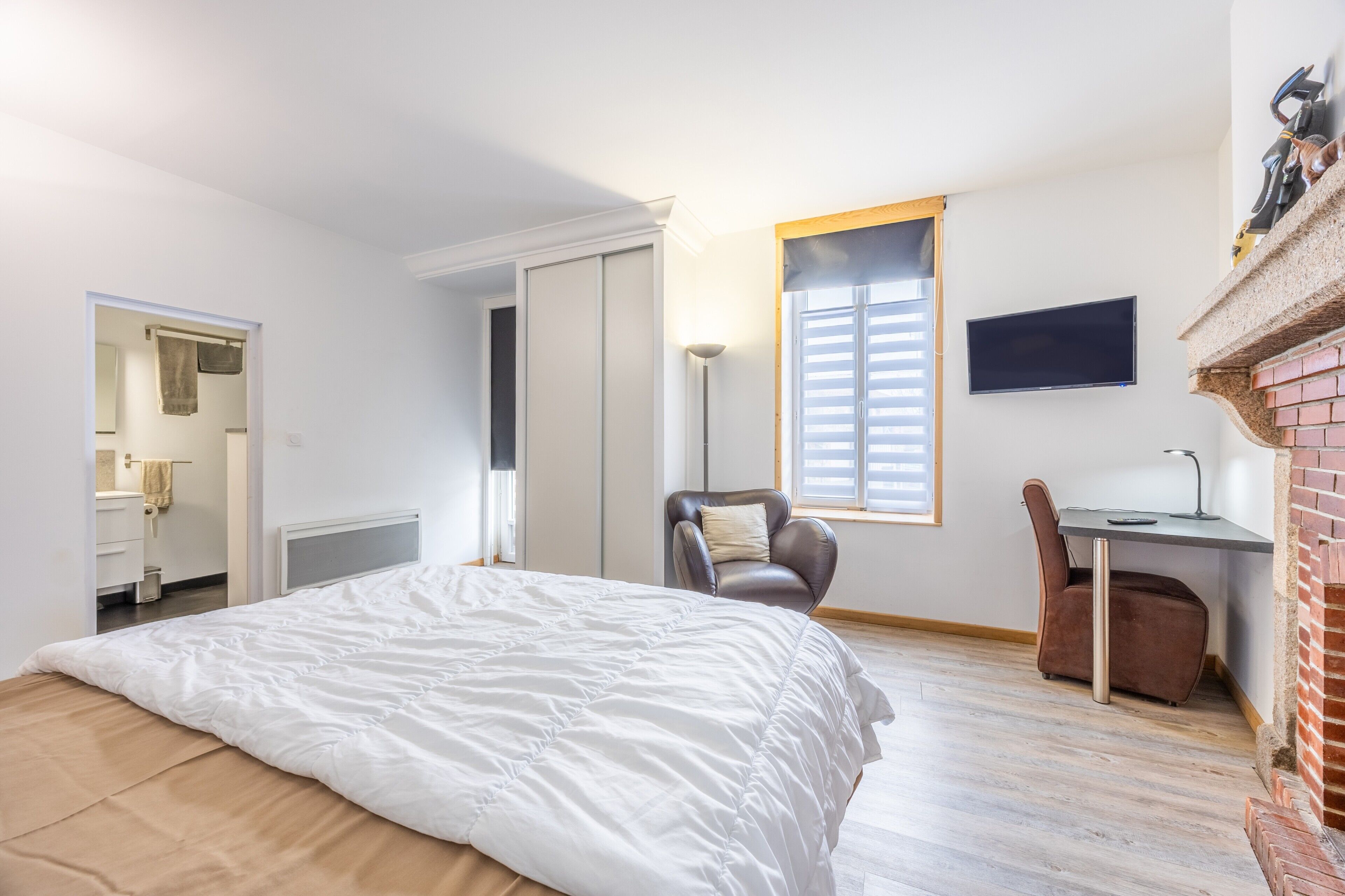 WiFi、ベッドシーツ