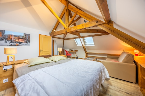 2 室のベッドルーム、WiFi、ベッドシーツ