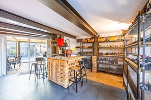 Dining - “Syrah” Guest Room with Wi-Fi (Sèvremont)