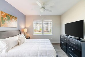 Desk, iron/ironing board, WiFi, bed sheets - Landing | Stylish 2BD, Gym, Pool (Ocala)