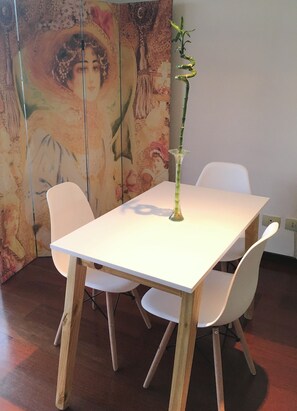 Dining - Cozy apartment in enchanting Recoleta with Pool and gym (Buenos Aires)