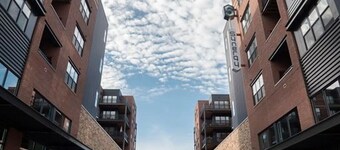 Landing | Chic 1BD, Courtyard, Gym