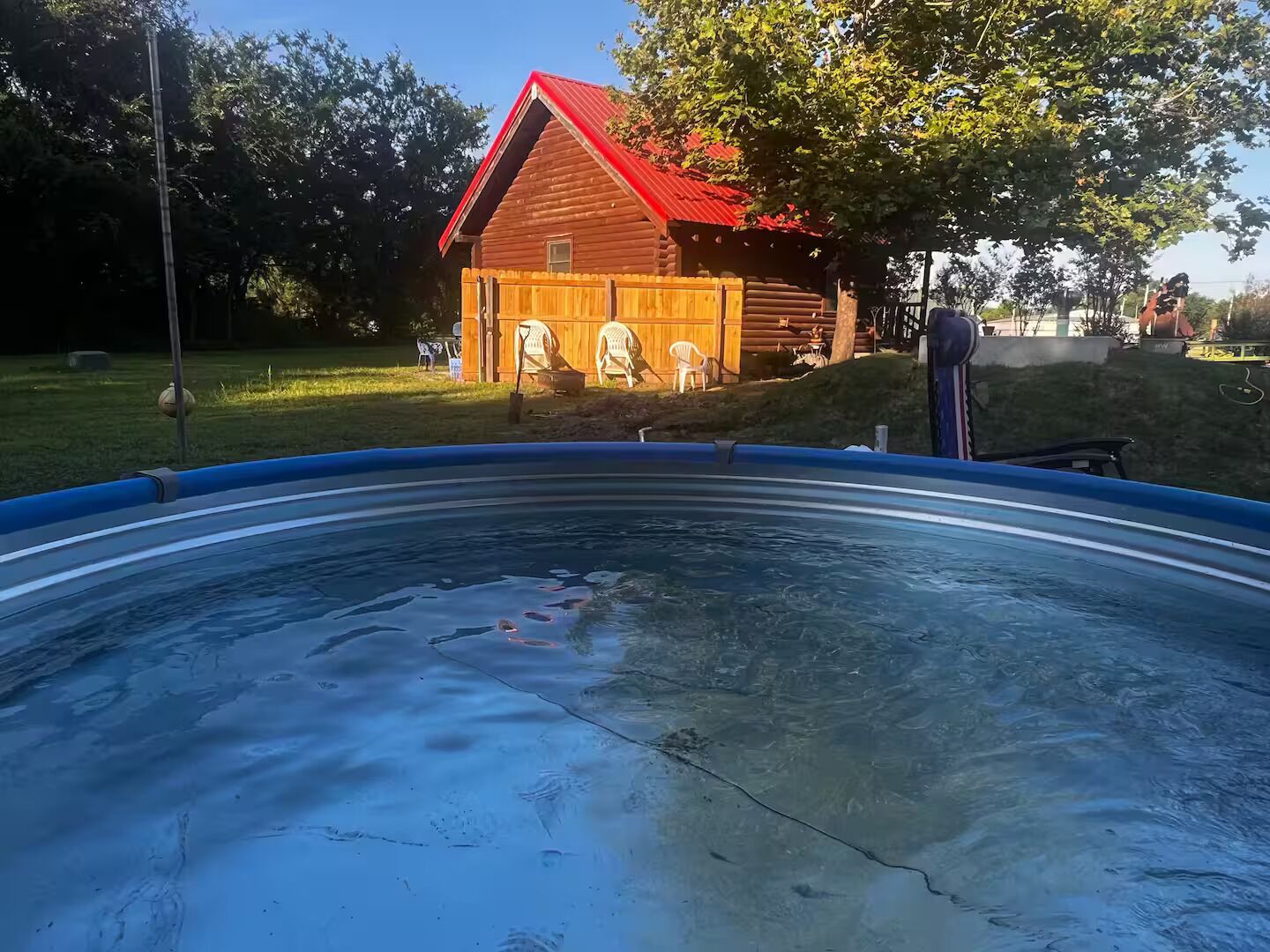Bañera de hidromasaje al aire libre