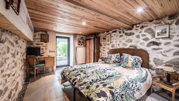 1 chambre, bureau, fer et planche Ă repasser, Wi-Fi