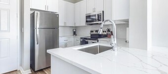 Landing | Spectacular 1BD, Clubhouse, Gym