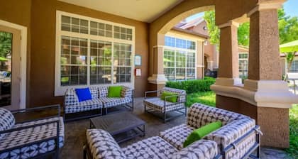 Landing | Stunning 1BD, Clubhouse, Gym