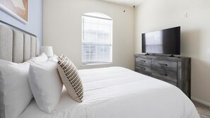 Desk, iron/ironing board, WiFi, bed sheets