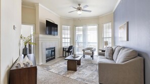 Smart TV - Landing | Beautiful 2BD, Clubhouse, Gym (Lewisville)