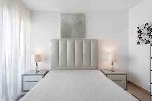 Iron/ironing board, WiFi, bed sheets - Natalina T1 Apartment with Balcony and Wi-Fi (Nazaré)