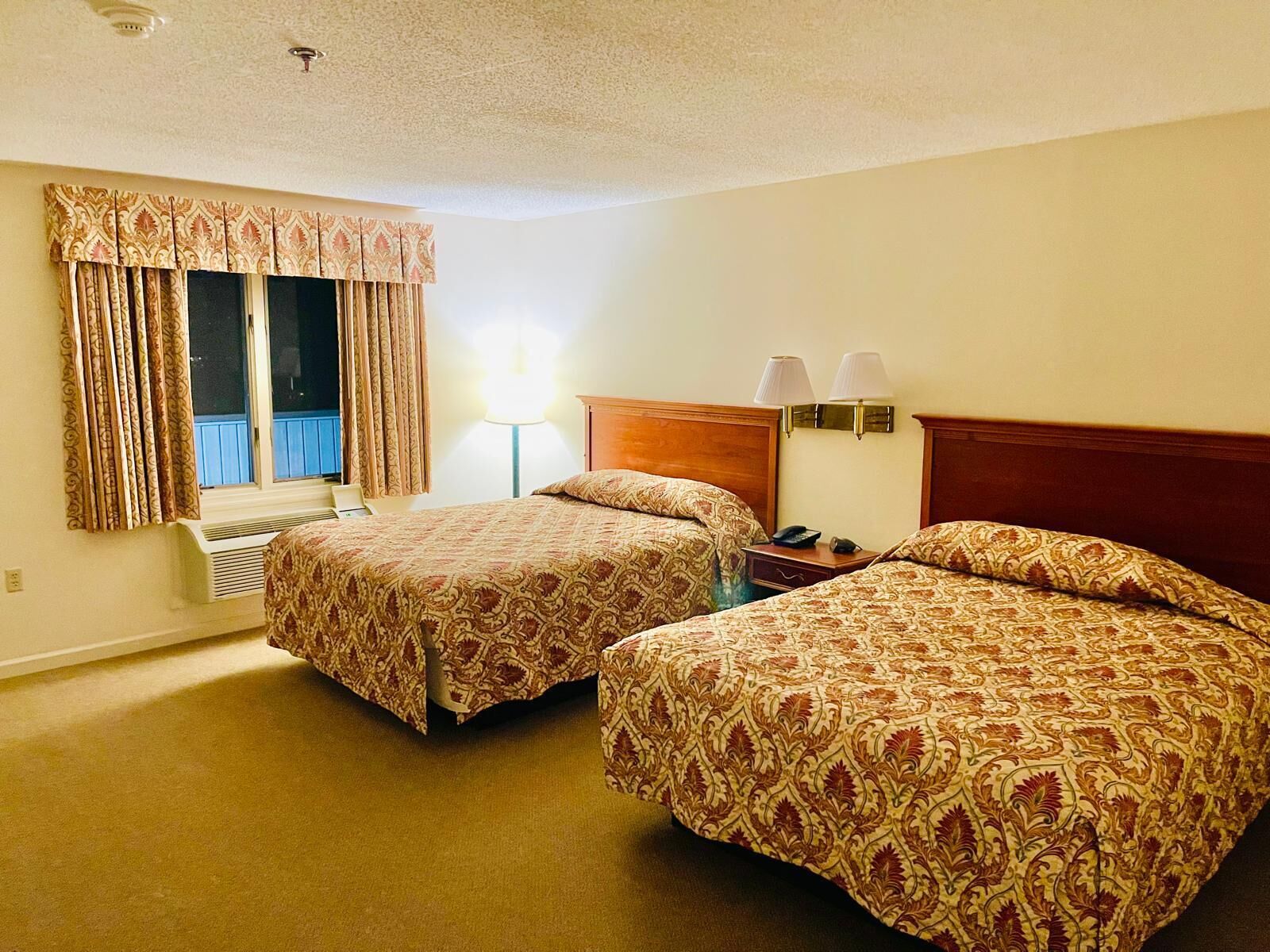 Fer et planche à repasser, Wi-Fi, draps fournis