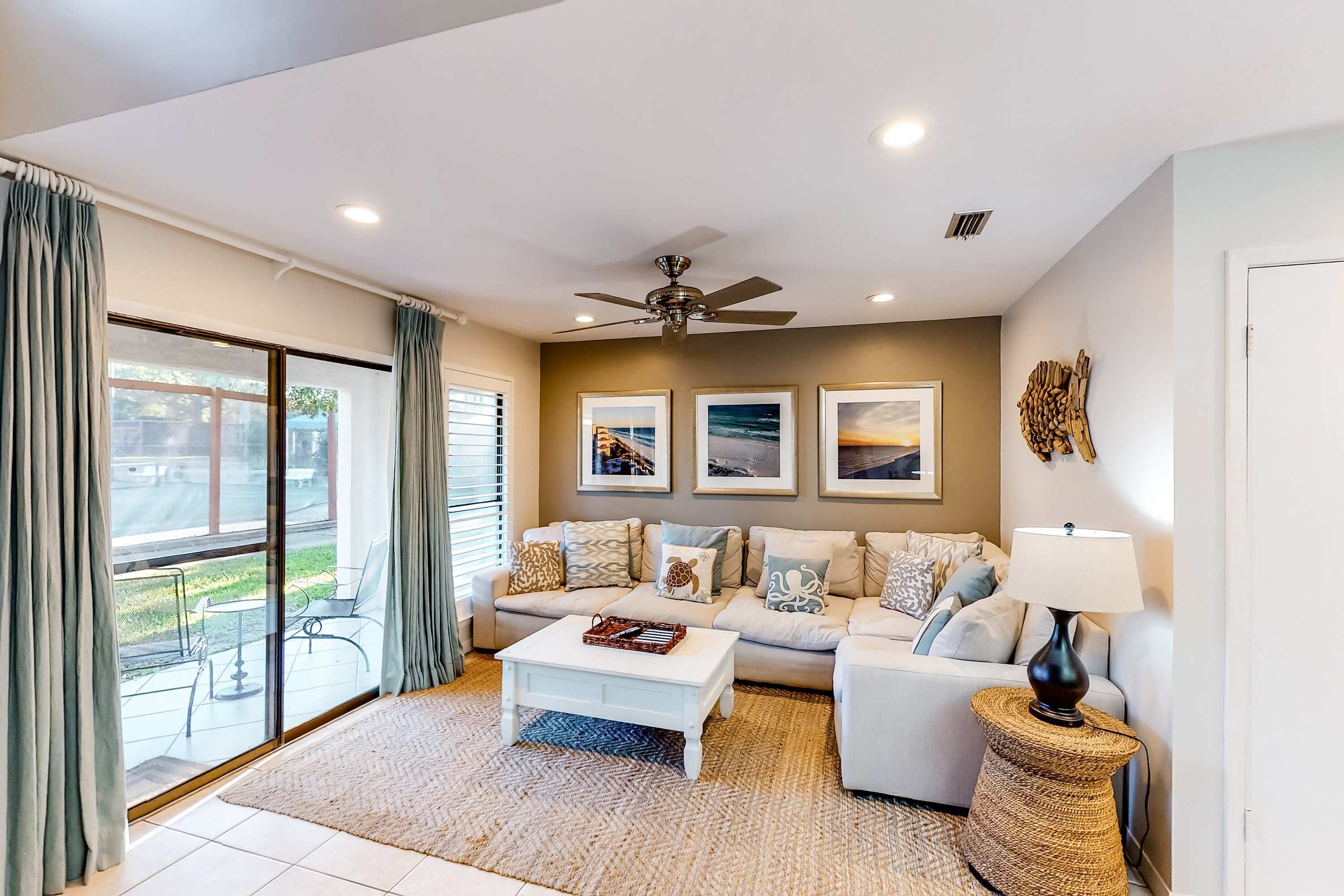 Fernseher, DVD-Player, Arbeitsbereiche