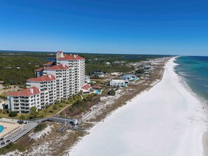 Beach - Exclusive 2BR condo w/ pools & hot tub (Miramar Beach)