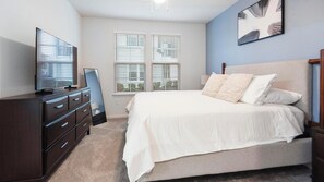 2 bedrooms, desk, iron/ironing board, WiFi