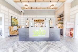 Lobby - Landing | Beautiful 2BD, Clubhouse, Pool (Memphis)