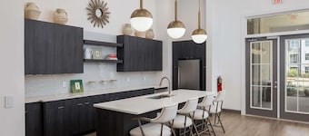 Landing | Incredible 2BD, Gym, Clubhouse
