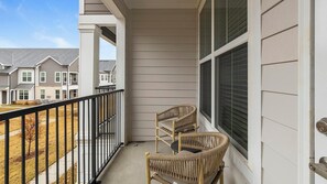 Property grounds - Landing | Amazing 2BD, Clubhouse, Gym (Madison)