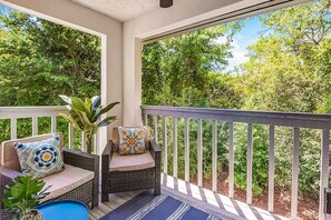 Property grounds - Private beach access, tennis retreat, 8 guests (Miramar Beach)