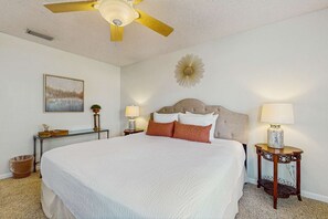 2 bedrooms, iron/ironing board, WiFi - Exclusive 2BR condo: Pool, tennis, beach access (Miramar Beach)