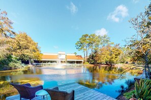 Terrace/patio - Exclusive 2BR condo: Pool, tennis, beach access (Miramar Beach)