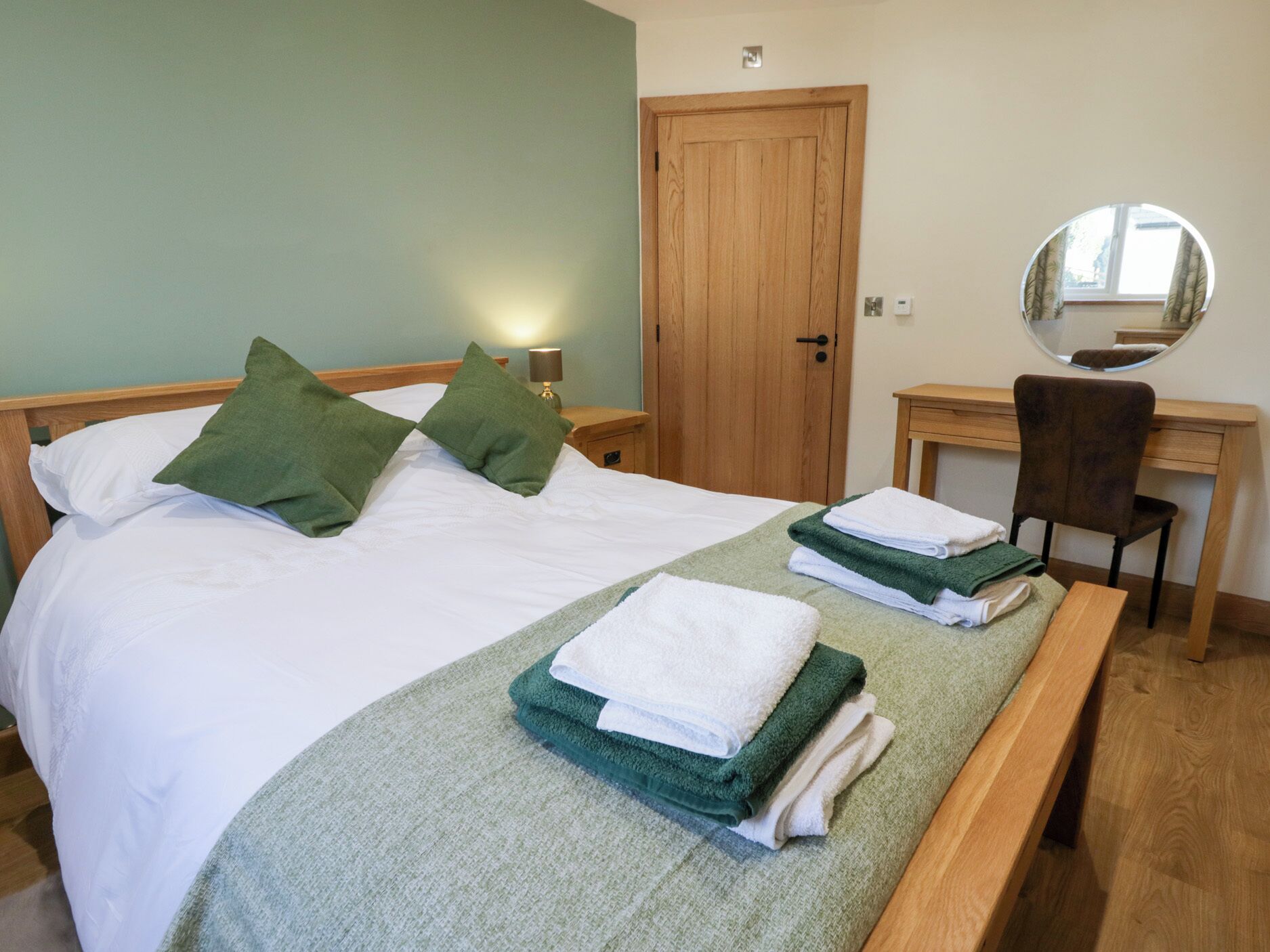 3 bedrooms, individually decorated, individually furnished, free WiFi