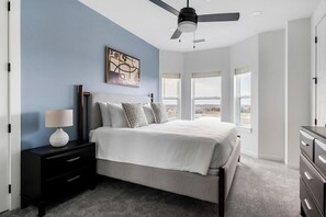 Desk, iron/ironing board, WiFi, bed sheets