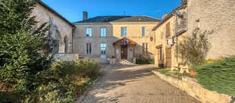 Spacious Holiday Home in Sorges-et-Ligueux-en-Périgord – Up to 6 Guests