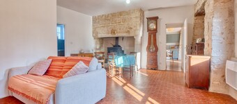 Spacious Holiday Home in Sorges-et-Ligueux-en-Périgord – Up to 6 Guests