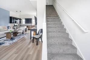 Smart TV - Landing | Incredible 3BD in Lee's Summit (Lee's Summit)