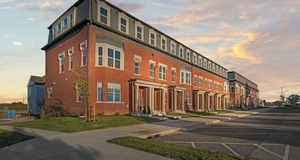 Landing | Beautiful 3BD in Lee's Summit