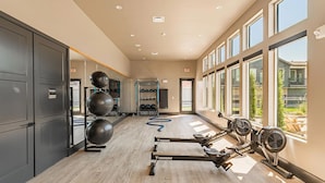 Unclassified image, 3 of 32, button - Landing | Chic 2BD, Clubhouse, Gym (Longmont)