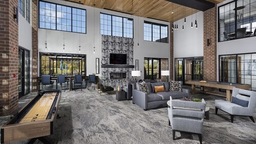 Landing | Chic 2BD, Gym, Yoga Studio