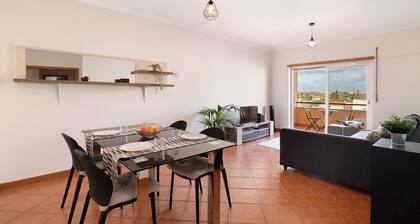 Ferienwohnung 'Apartamento da Tamara' mit Gemeinschaftsterrasse, Balkon & WLAN