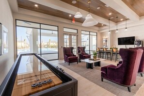 Games room - Landing | Beautiful 2BD, Gym, Pool (Port Wentworth)