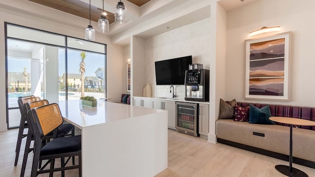 Interior - Landing | Spectacular 3BD, Clubhouse, Pool (Port Wentworth)