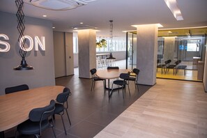 تناول الطعام