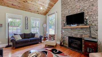 TV, fireplace, DVD player, offices
