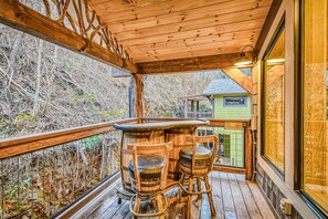 Property grounds - New Charming Creekside Escape, Sleeps 6, Hot Tub (Gatlinburg)