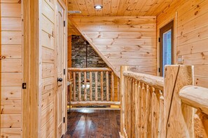 Interior - Luxury Creekside Chalet w/ Free Attraction Tickets & Hot Tub - Walk to Downtown (Gatlinburg)