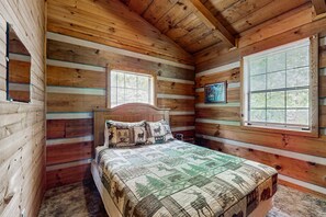2 bedrooms, iron/ironing board, bed sheets