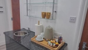 Imagen sin descripción, 3 de 13, botón