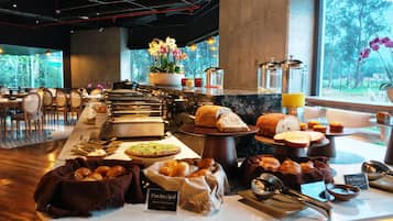 Dagelijks ontbijtbuffet inbegrepen