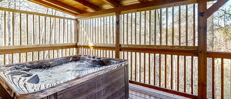 مغطس سبا خارجي