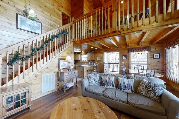 TV, fireplace, offices - Elegant 2 Story Cabin, Sleeps 6, Hot Tub, Pool Table (Pigeon Forge)