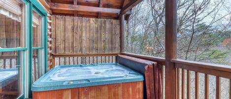 Bain à remous extérieur