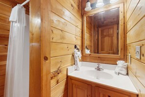 Shower, hair dryer, towels - Cabin N Gorgeous Wooded Setting, Sleeps 6, Hot Tub (Pigeon Forge)
