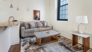 Smart TV - Landing | Stylish 1BD, Courtyard, Gym (Baltimore)
