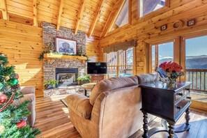 TV, fireplace, DVD player, offices - Lovely Cabin, Sleep 4, Hot Tub, Mtn Views, Pool Table (Pigeon Forge)