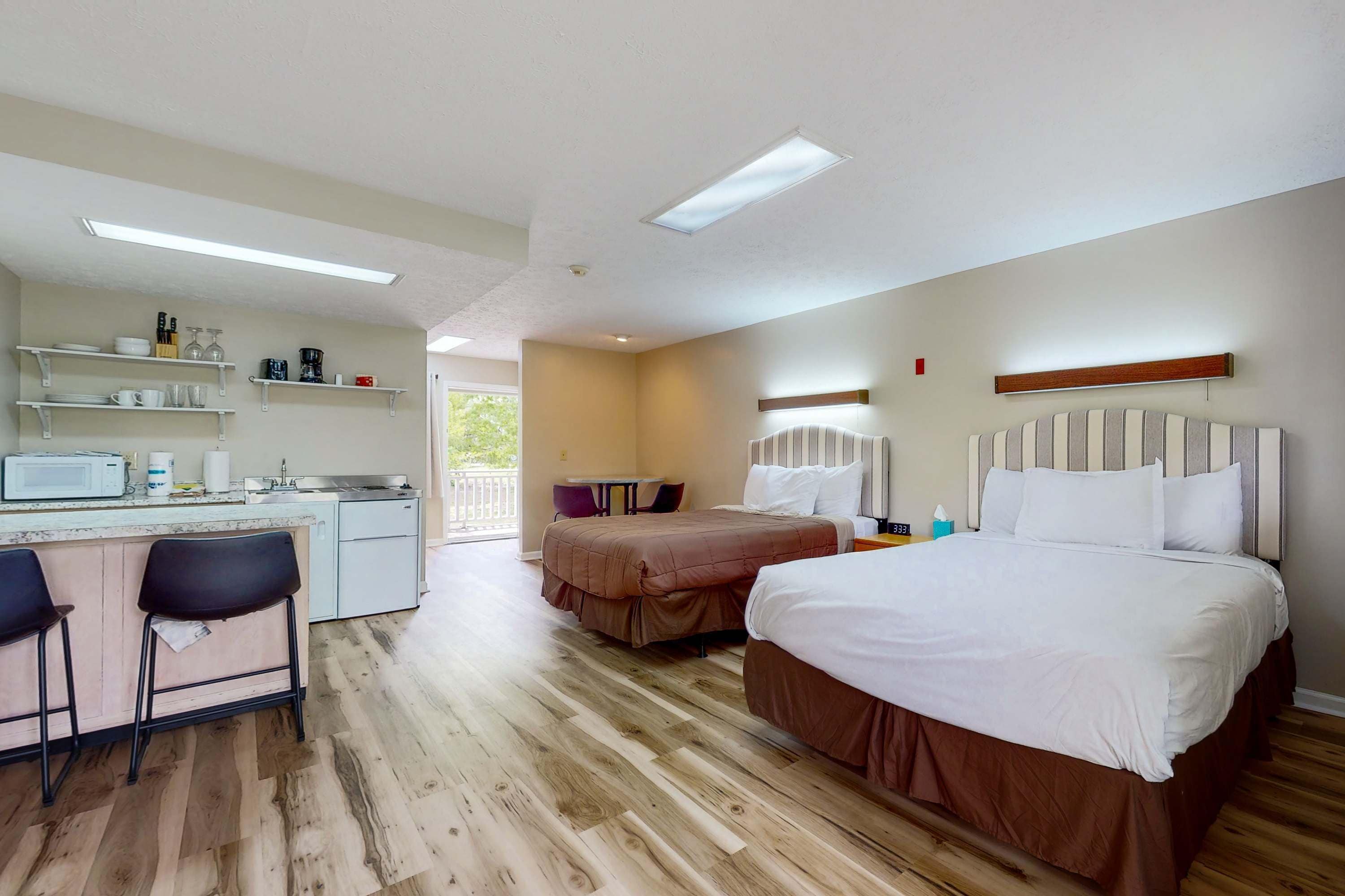 Fer et planche à repasser, Wi-Fi, draps fournis